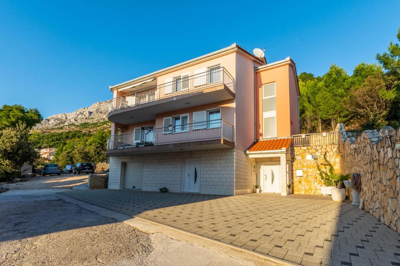 Family Friendly Apartments With A Swimming Pool Stanici, Omis - 18676 Экстерьер фото